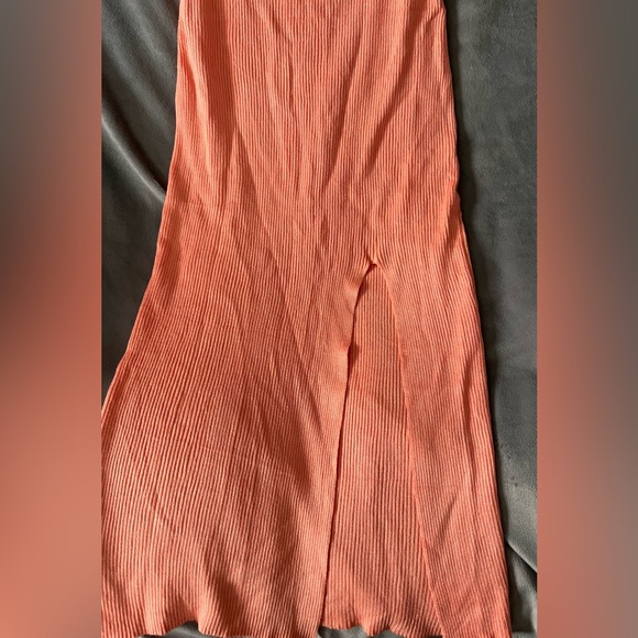 Cut Out Dress - Picture 9 of 10